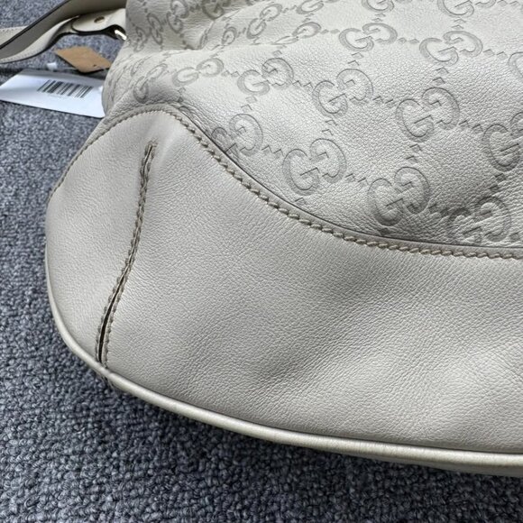 Gucci GG Bamboo Handle Shoulder Bag 450-032425 - Picture 12 of 16